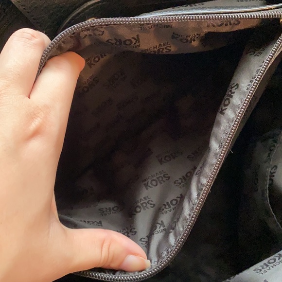 Michael Kors Bag - Picture 5 of 9